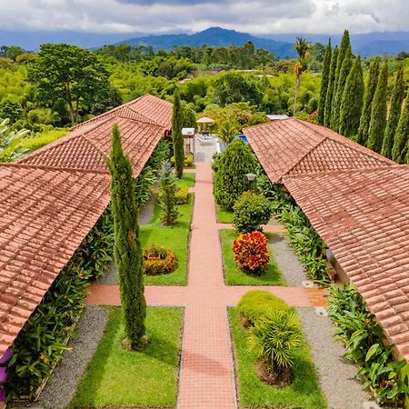 Hotel Campestre Solar De La Luna Альбания Экстерьер фото