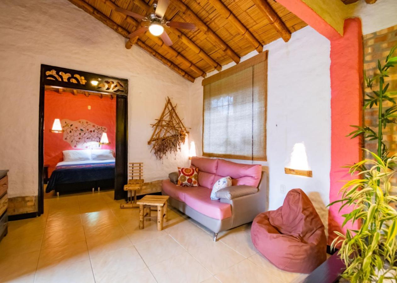 Hotel Campestre Solar De La Luna Альбания Экстерьер фото