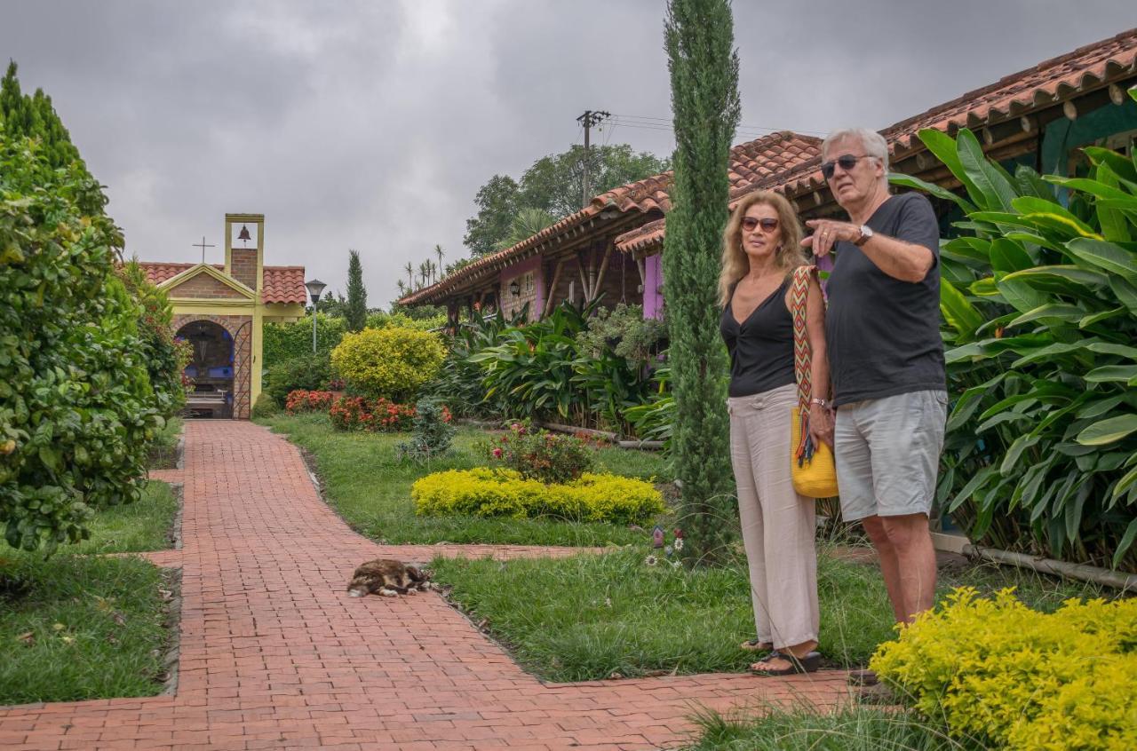 Hotel Campestre Solar De La Luna Альбания Экстерьер фото